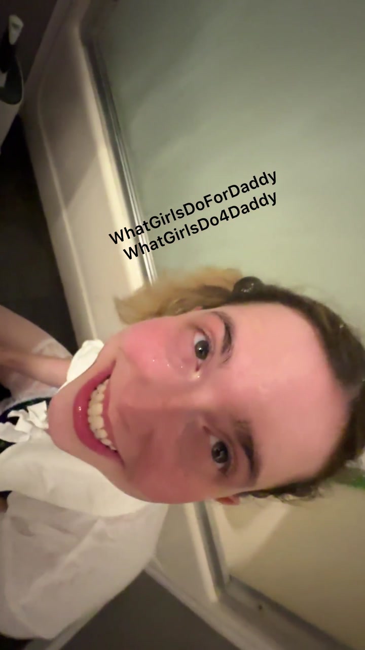 [OC] Amateur - Pissing all over a good girl human urinal!