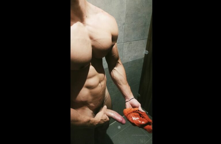Jerking off in the gym shower and cumming over my underwear - Stan_alone4