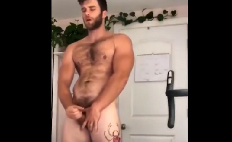 Being verbal and jerking off - Lexnstuff
