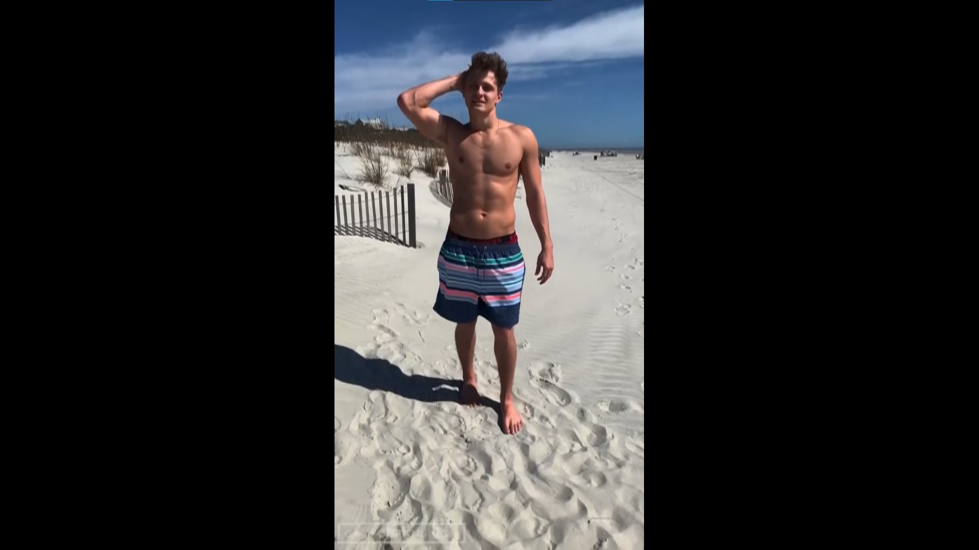 Jerking off at the beach - Jacobfitness