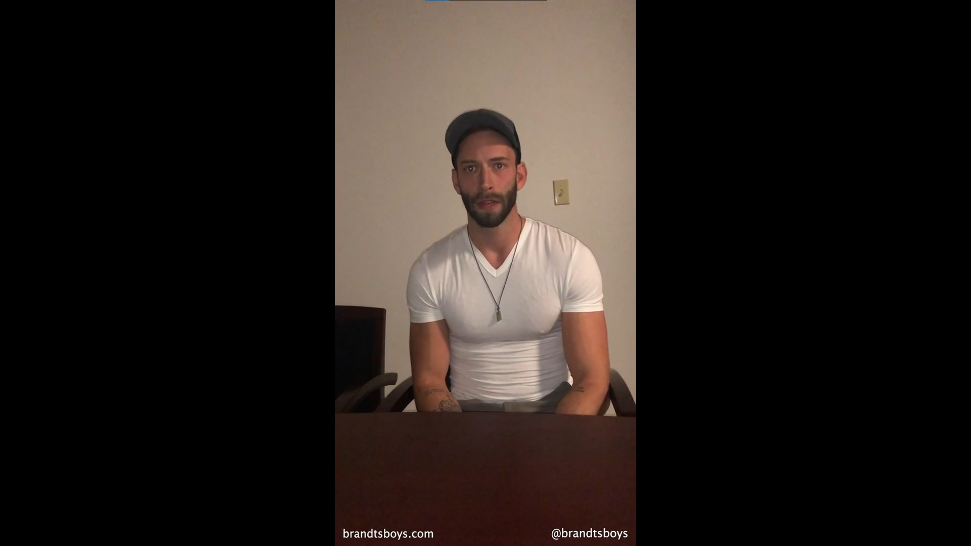 Kyle gives brandt a blowjob - BrandtandNash - KylexBrandt