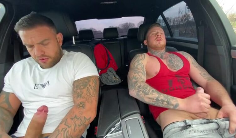 Andy Lee (AndyLeeXXX) and Big Liam (BigLiamXXX) jerk off together in the car