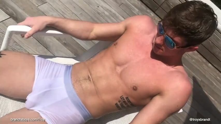 Jerking off in the pool - TroyxBrandt
