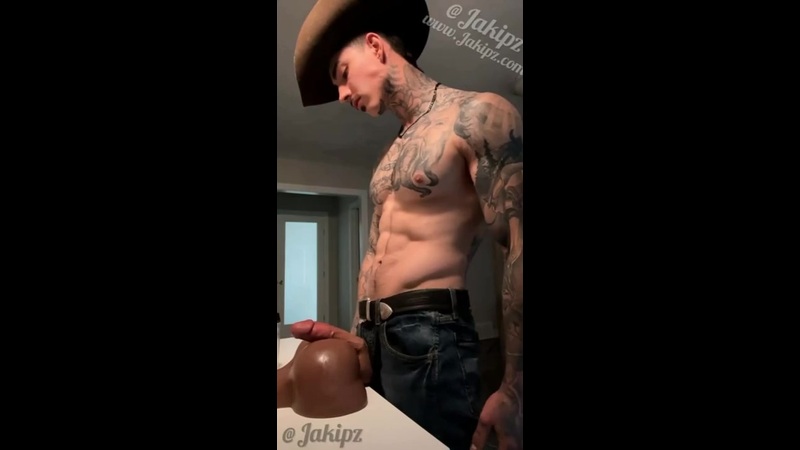 Fucking my toy while wearing my cowboy hat - Jake Andrich (Jakipz)