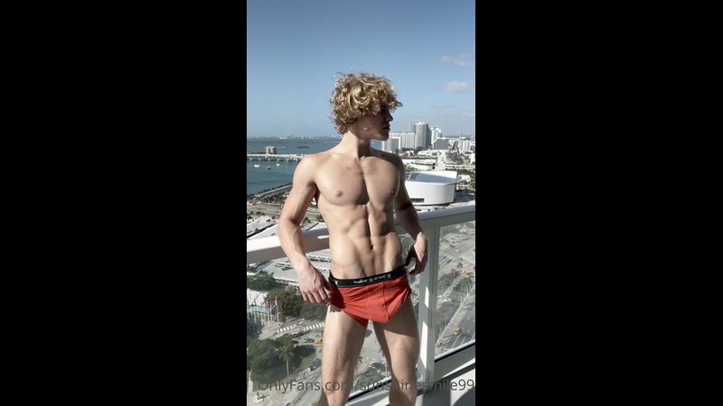 Flexing while showing off my young fit body - Owen Lindberg (sunshinesmile99)