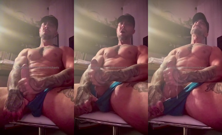 Stroking my cock and making myself cum hard - Kameron Michaels (kameronmichaels)