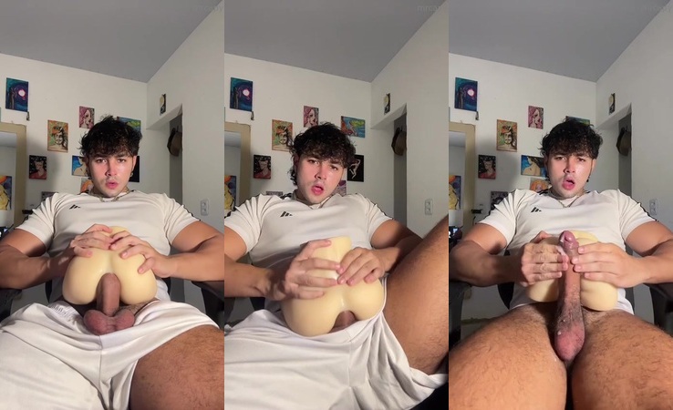 Fucking my toy deep until I make myself cum - Capy (mrcapy)