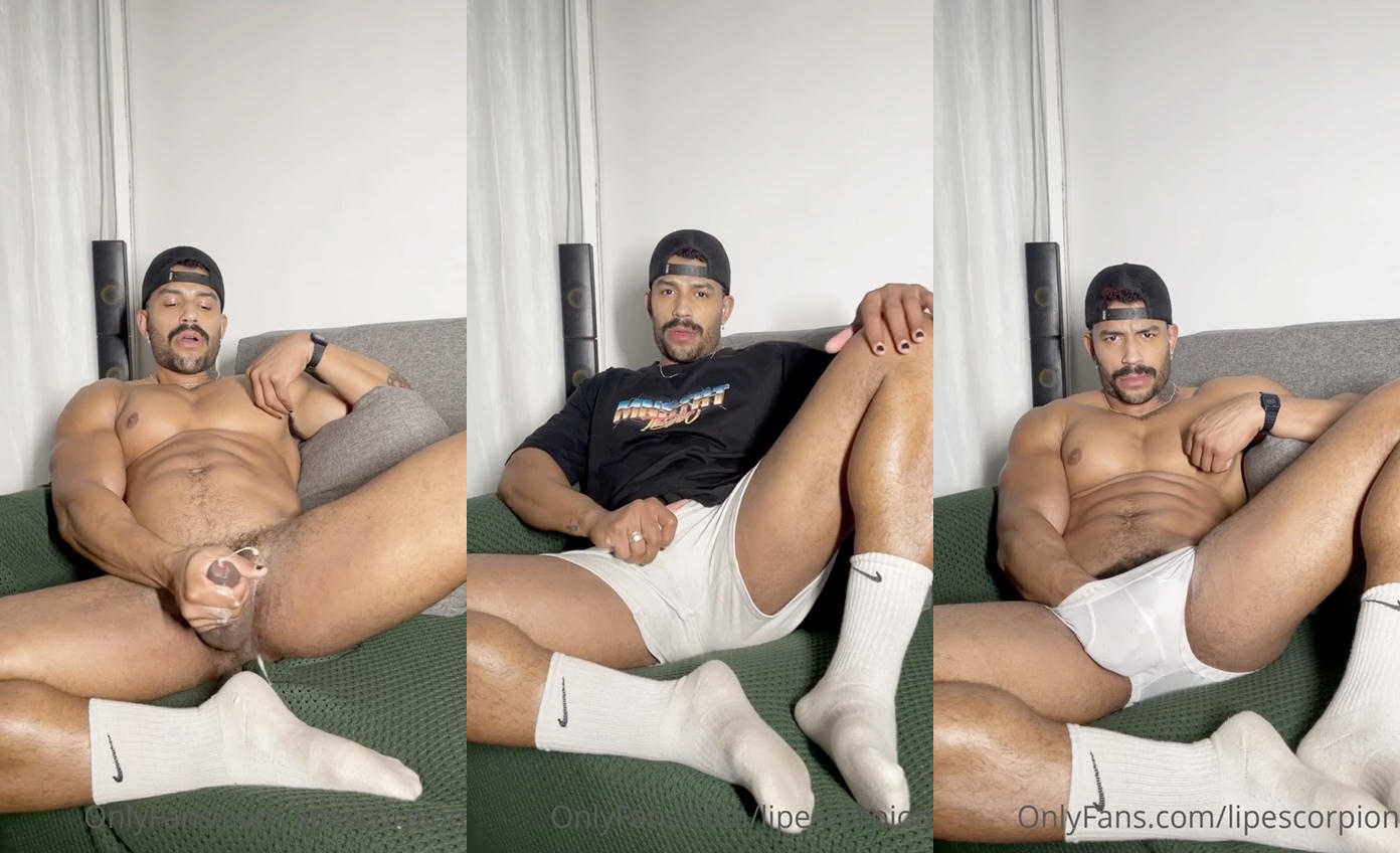 Jerking off and cumming over my sock - Lipe Scorpion (lipescorpion)