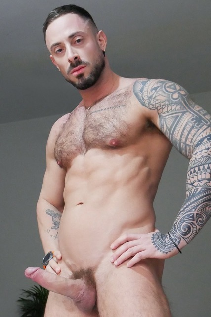 Photo of Cuban DY
