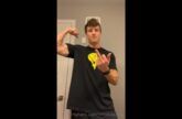 JustTheGays thumbnail for Flexing while being degrading – smokinonjay - video