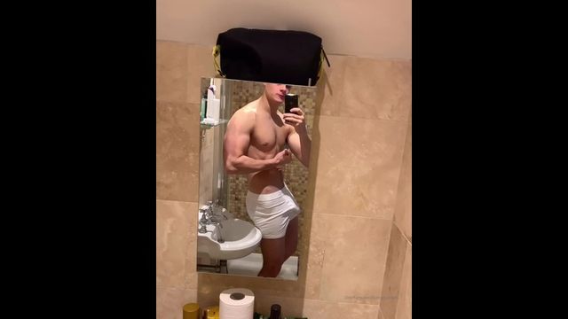 JustTheGays thumbnail for Showing off my young fit body and cock – Big Tobez (bigtobez) - amateur gay porn from OnlyFans, MyVidster, GayForFans and more! - 