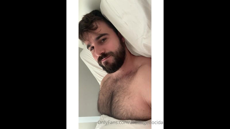 JustTheGays thumbnail for Waking up and showing off my naked body – Ardillagenocida - amateur gay porn from OnlyFans, MyVidster, GayForFans and more! - Solo