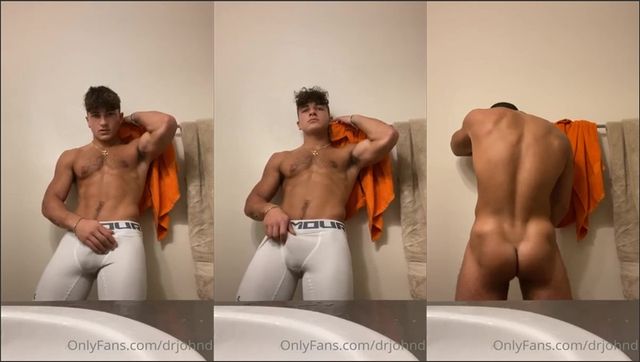 JustTheGays thumbnail for DrJohnd shows off his body - amateur gay porn from OnlyFans, MyVidster, GayForFans and more! - 
