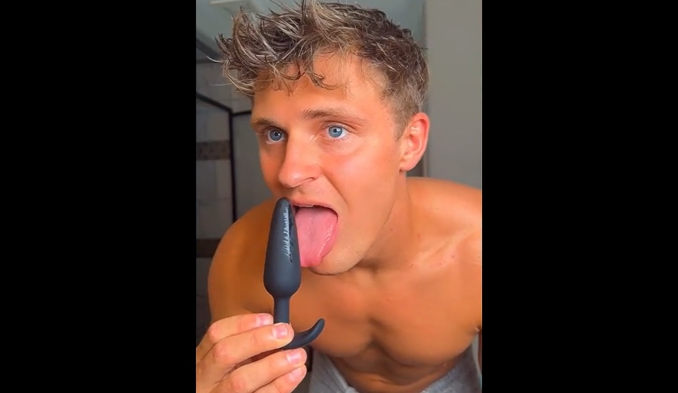 JustTheGays thumbnail for Itsjustparker – jerking off with a toy in my hole - amateur gay porn from OnlyFans, MyVidster, GayForFans and more! - 