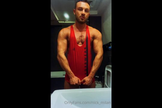 JustTheGays thumbnail for Showing off my muscles after a workout Nick Milan nick_milan - amateur gay porn from OnlyFans, MyVidster, GayForFans and more! - 