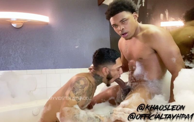 JustTheGays thumbnail for Khaos Leon and Officialtay have oral sex in a hot tub  – Onlyfans - amateur gay porn from OnlyFans, MyVidster, GayForFans and more! - 