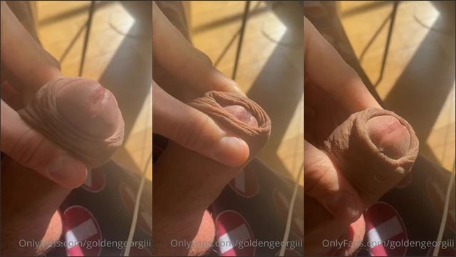 JustTheGays thumbnail for Golden Georgiii (Golden Georgiii) gives you a close up of his uncut cock - amateur gay porn from OnlyFans, MyVidster, GayForFans and more! - Solo
