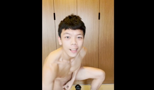 JustTheGays thumbnail for yukiyukihsu – riding a big black dildo - amateur gay porn from OnlyFans, MyVidster, GayForFans and more! - 