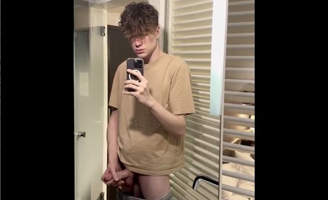 JustTheGays thumbnail for Maxence_hot jerks off in the bathroom - amateur gay porn from OnlyFans, MyVidster, GayForFans and more! - 