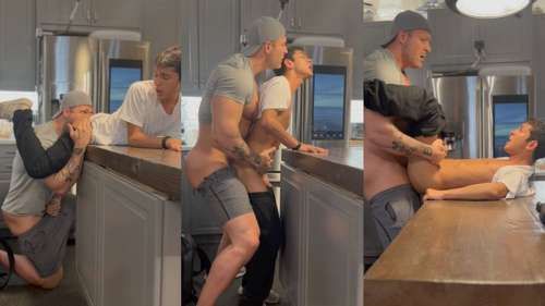 JustTheGays thumbnail for Aren’t I a Lucky Boy – Austin Wolf fucks Damien Grey - amateur gay porn from OnlyFans, MyVidster, GayForFans and more! - 