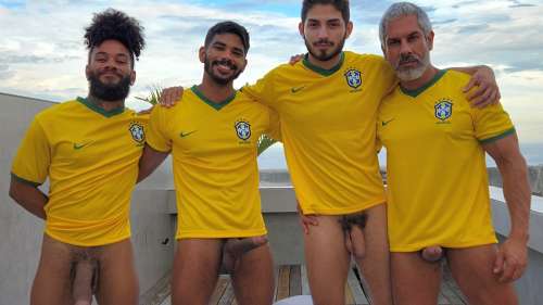 JustTheGays thumbnail for Brazillian Foursome – Gael (gbakariok22), Andy Rodrigues, Loc Rios and Marcelo Caiazzo - amateur gay porn from OnlyFans, MyVidster, GayForFans and more! -