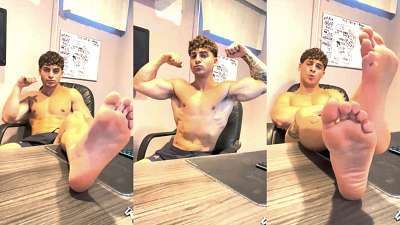 JustTheGays thumbnail for FlexMasterJoe – Foot worship 3 - amateur gay porn from OnlyFans, MyVidster, GayForFans and more! - Feet, Worship