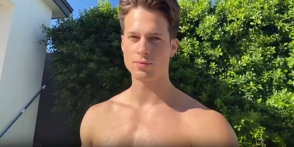 JustTheGays thumbnail for Model Nick Sandell naked in jacuzzi – Onlyfans - amateur gay porn from OnlyFans, MyVidster, GayForFans and more! - 