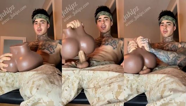 JustTheGays thumbnail for Jake Andrich (Jakipz) talks to you as he fucks his toy - amateur gay porn from OnlyFans, MyVidster, GayForFans and more! - Toys