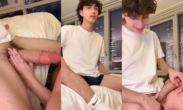 JustTheGays thumbnail for Kayleb Alexaneder sucks on a big twink cock - amateur gay porn from OnlyFans, MyVidster, GayForFans and more! - 