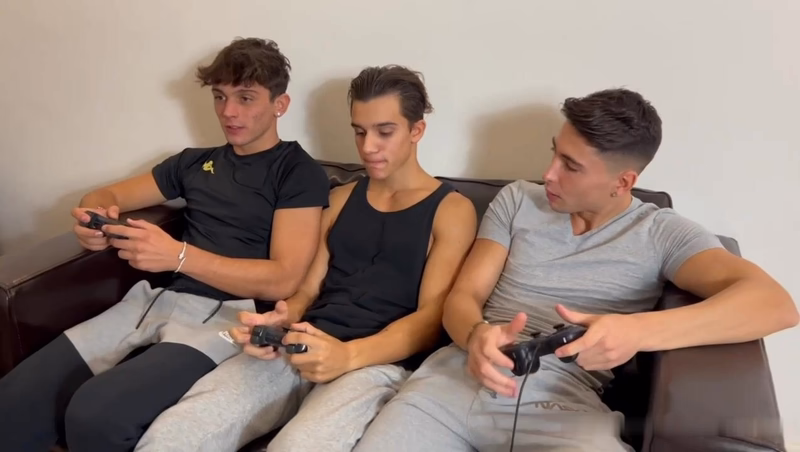 Kevin Guastella (hotkev) gets fucked by Samuele Cunto (sexysamu) and - Porn - with Kevin Guastella (Hotkev) & Samuele Cunto (Sexysamu) JustTheGays