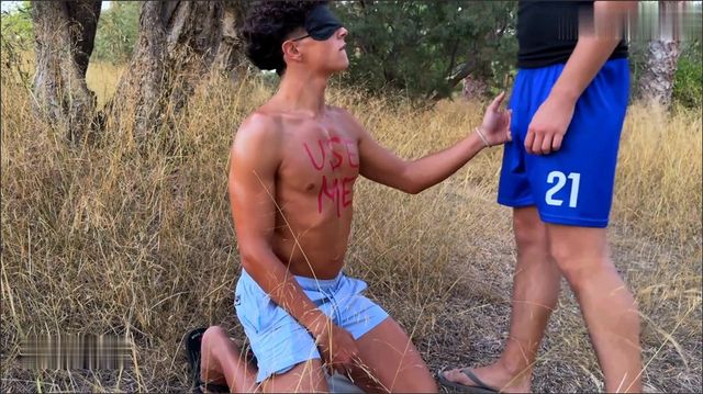 JustTheGays thumbnail for Jimeno goes cruising to get used - amateur gay porn from OnlyFans, MyVidster, GayForFans and more! - 