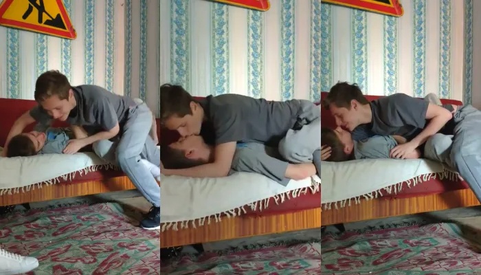 JustTheGays thumbnail for Brosfromrus – waking him up with tongue - amateur gay porn from OnlyFans, MyVidster, GayForFans and more! - Young & Twink