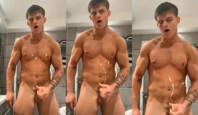 JustTheGays thumbnail for Beeyf stud jerks off in the bathroom - amateur gay porn from OnlyFans, MyVidster, GayForFans and more! - Jerk Off, Muscle, Shorts, Solo, Young & Twink