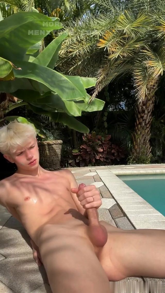 JustTheGays thumbnail for Baby-faced boy Noah Ryder rides a fat dildo while jerking his cock by the pool - amateur gay porn from OnlyFans, MyVidster, GayForFans and more! - Anal, Jerk Off, Outdoor, Solo, Toys, Young & Twink