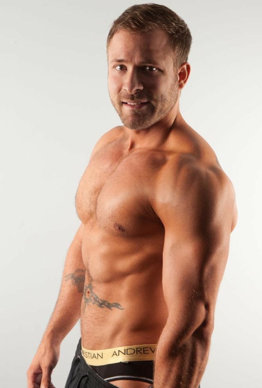 thumbnail for Austin Wolf featured on OnlyGays - amateur gay porn from OnlyFans, MyVidster, GayForFans