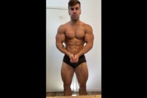 OnlyGays thumbnail for Showing off my muscles – Jake Burton (JakeBurtonOfficial) - amateur gay porn from OnlyFans, MyVidster, GayForFans and more! - 