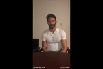 OnlyGays thumbnail for Kyle gives brandt a blowjob BrandtandNash KylexBrandt - amateur gay porn from OnlyFans, MyVidster, GayForFans and more! - 