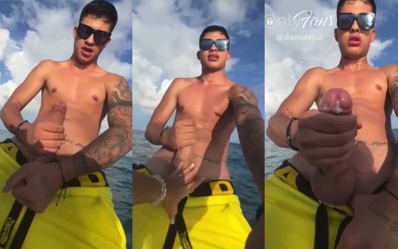 OnlyGays thumbnail for Danner1.0 jerks off on a jetski - amateur gay porn from OnlyFans, MyVidster, GayForFans and more! - 