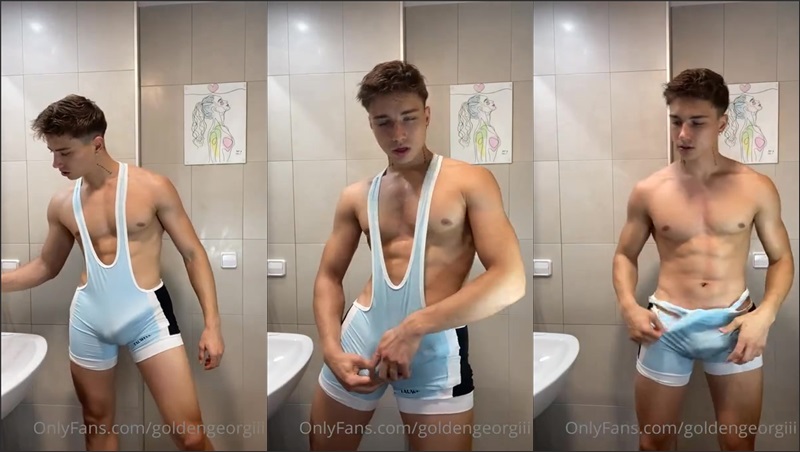 OnlyGays thumbnail for goldengeorgiii shows off his cock in a wrestling singlet - amateur gay porn from OnlyFans, MyVidster, GayForFans and more! - 