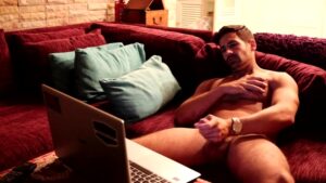 OnlyGays thumbnail for Watching porn and jerking off Brett King - amateur gay porn from OnlyFans, MyVidster, GayForFans and more! - 