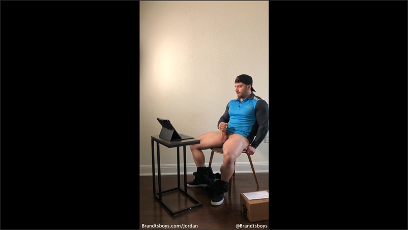 OnlyGays thumbnail for Jerking off and cumming over my uniform Delivery guy role play JordanxBrandt - amateur gay porn from OnlyFans, MyVidster, GayForFans and more! -