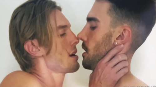 OnlyGays thumbnail for TEMPT – Jeff Kasser and Travis Bryant – Sensual kissing - amateur gay porn from OnlyFans, MyVidster, GayForFans and more! - 