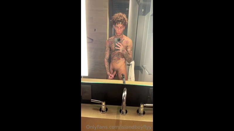 OnlyGays thumbnail for Jerking off in the bathroom till I cum – Alex Venegas – Flyysoulja (Islandboyflyy) - amateur gay porn from OnlyFans, MyVidster, GayForFans and more! - 