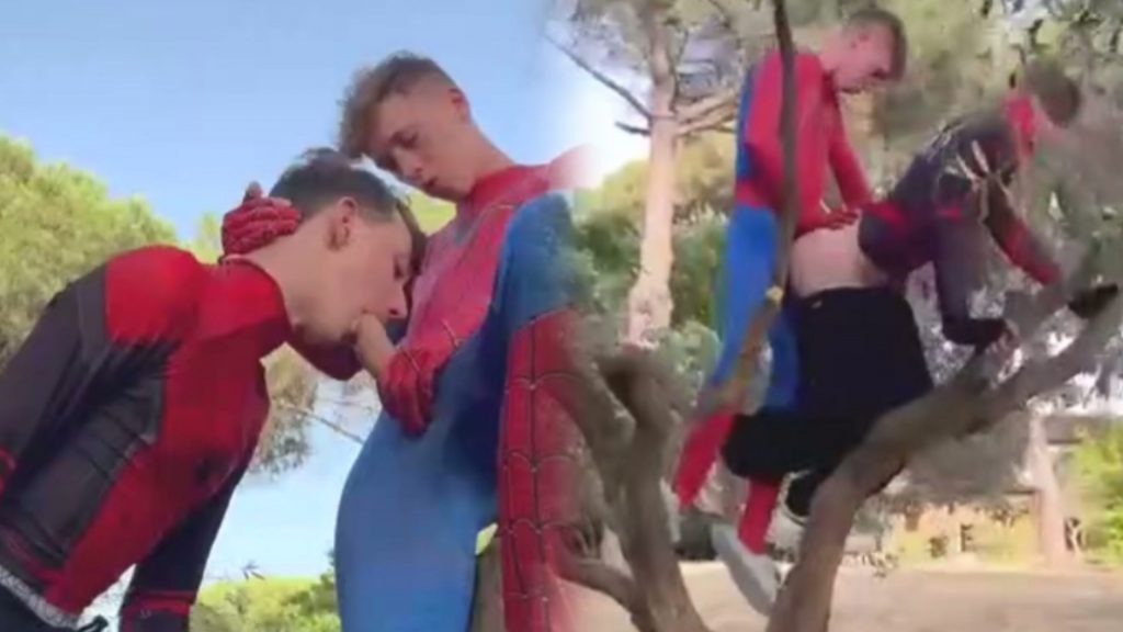 OnlyGays thumbnail for Andre_twink – fucking on an olive tree in costume - amateur gay porn from OnlyFans, MyVidster, GayForFans and more! - 