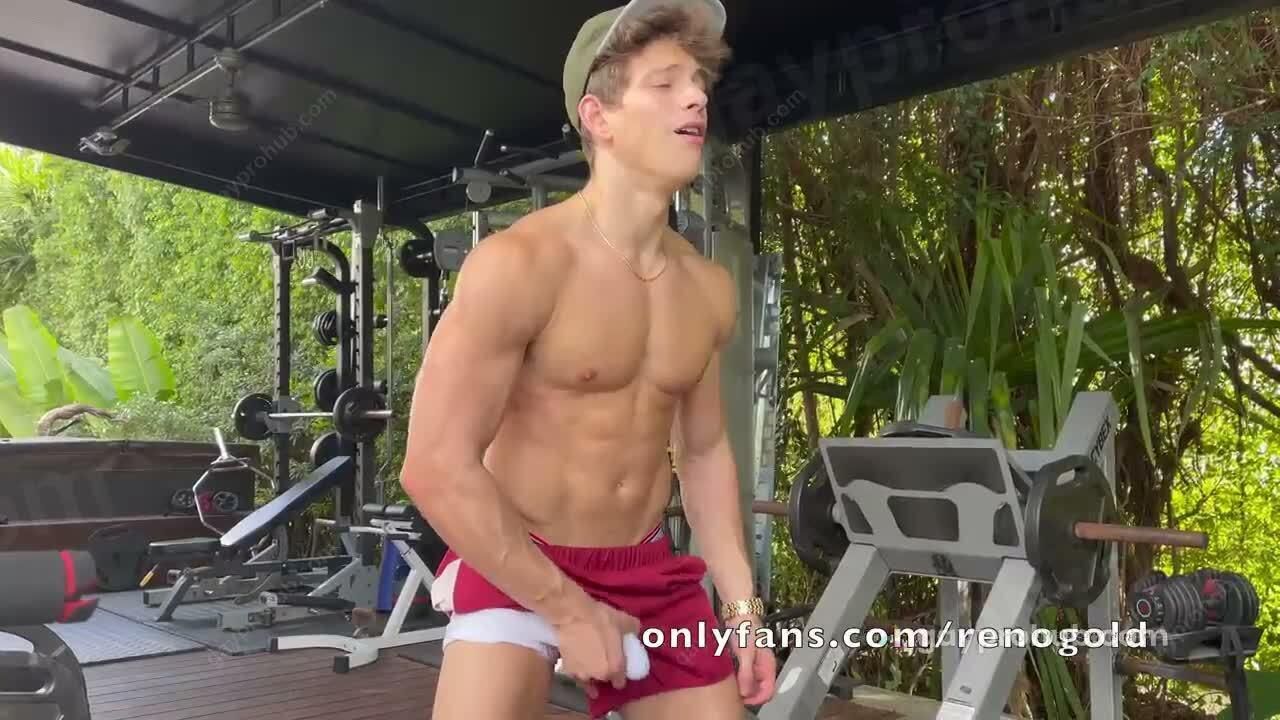OnlyGays thumbnail for Reno Gold jerks off in the public outdoor gym - amateur gay porn from OnlyFans, MyVidster, GayForFans and more! - Jerk Off, Muscle, Solo