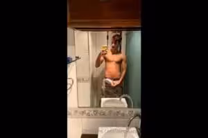 onlytwinks thumbnail for Quick jerk off in the bathroom – Alec Santos (alec_sants)