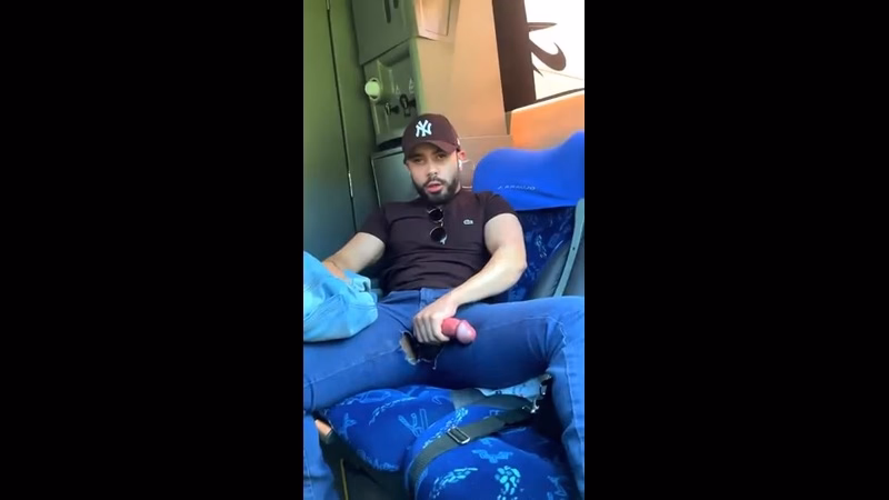 onlytwinks thumbnail for Jerking off while on a bus and trying not to get caught – Matthewbigcock