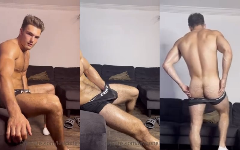 onlytwinks thumbnail for Model Levi Conely shows off his body