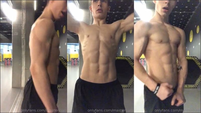 onlytwinks thumbnail for MasterCum works out and touches himself