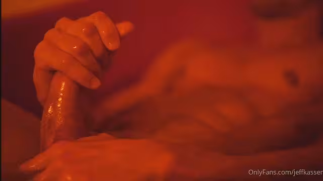onlytwinks thumbnail for Jeff Kasser – In the bathtub watching porn and pleasuring myself through climax